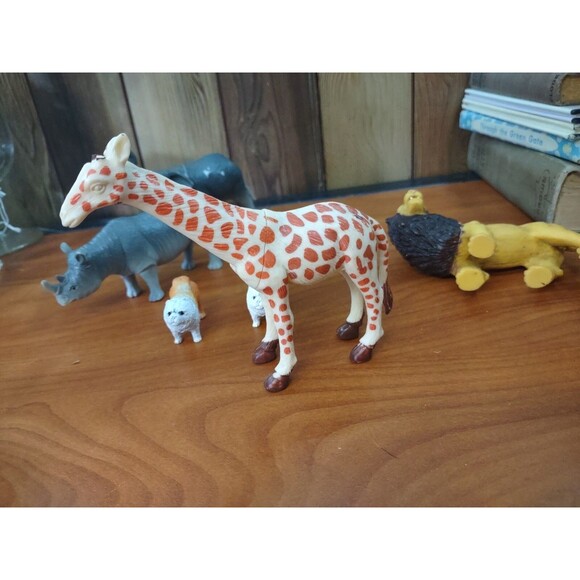 Greenbrier International Misc Animals, Lot of 7 Animals Lion Tiger Giraffe Dog - Picture 6 of 11